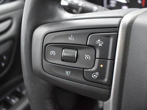 Used 2021 GMC Yukon XL Denali w/ Denali Premium Package image 16