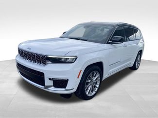 Used 2022 Jeep Grand Cherokee L Summit w/ Advanced Protech Group IV AWD/4WD video 3
