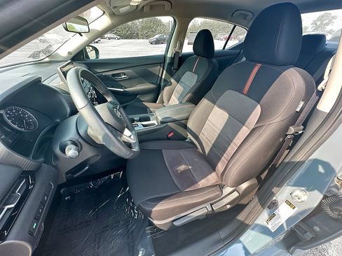 Used 2024 Nissan Sentra SR FWD image 28