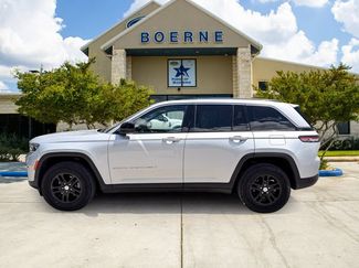 Used 2024 Jeep Grand Cherokee Laredo RWD video 2