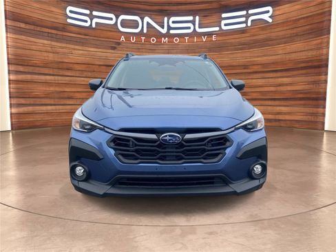Used 2024 Subaru Crosstrek 2.0i Premium image 8