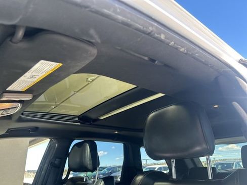 Used 2016 Jeep Grand Cherokee Overland image 6