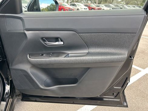 New 2026 Nissan Kicks SV w/ SV Premium Package image 40