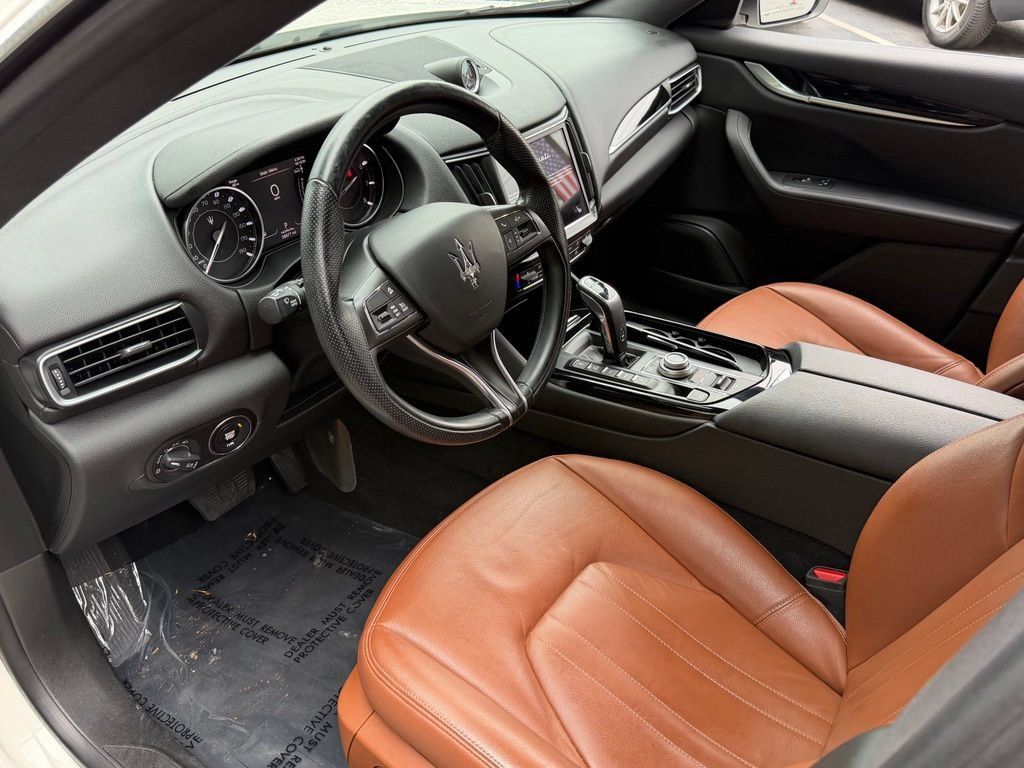Used 2022 Maserati Levante GT AWD/4WD image 24