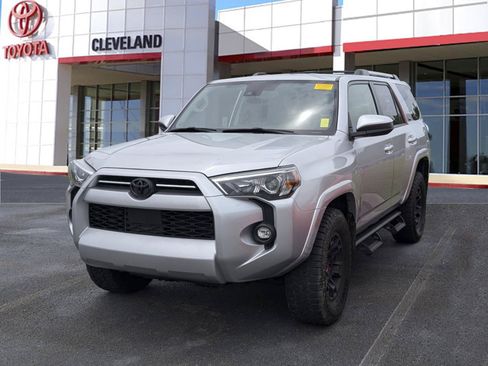 Used 2022 Toyota 4Runner SR5 w/ TRD Black Wheel Package (TMS) AWD/4WD image 4