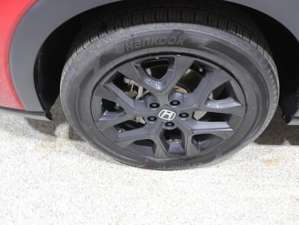 Used 2025 Honda HR-V Sport image 9