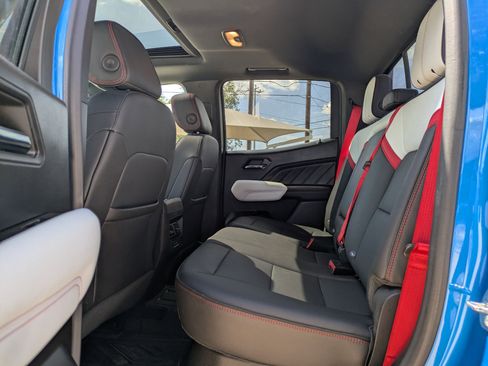 Certified 2023 GMC Canyon AT4X image 15