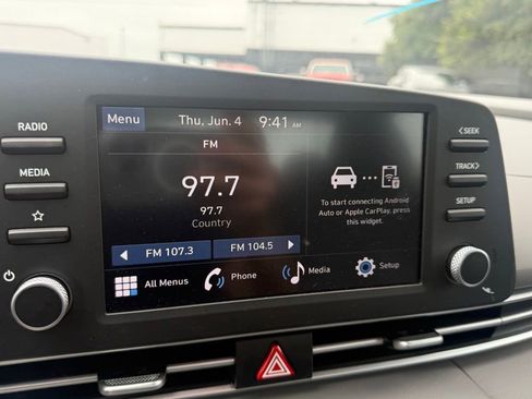 Used 2026 Hyundai Elantra Sport FWD image 11