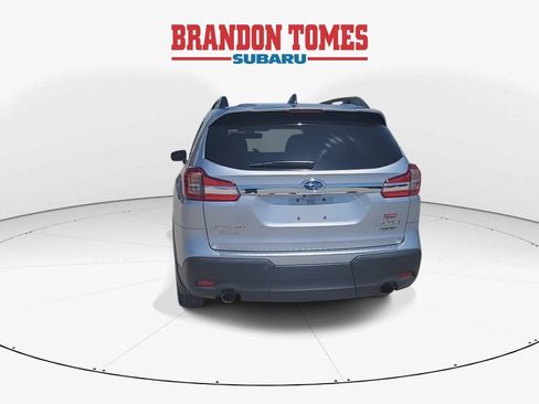 Used 2022 Subaru Ascent Limited w/ Technology Package AWD/4WD image 8