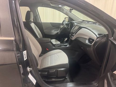 Used 2024 Chevrolet Equinox LT image 39