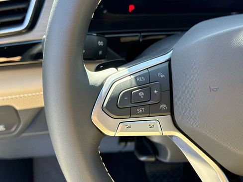 New 2026 Volkswagen Atlas Cross Sport SE image 28