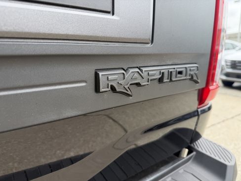 Used 2022 Ford F150 Raptor w/ Raptor 37 Performance Package AWD/4WD image 9