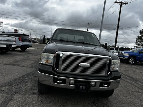 Used 2006 Ford F350 Lariat AWD/4WD image 8