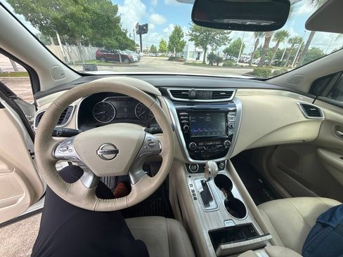 Used 2017 Nissan Murano Platinum w/ Platinum Technology Package FWD image 6