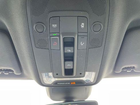 Used 2025 Audi Q3 2.0T Premium AWD/4WD image 19