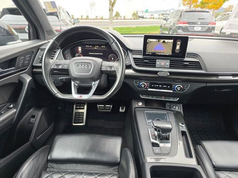 Used 2020 Audi SQ5 Premium Plus w/ Premium Plus Package image 21