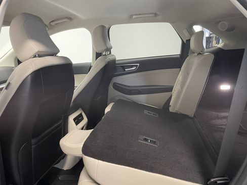 Used 2024 Ford Edge Titanium w/ Equipment Group 301A image 24