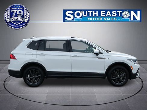 Used 2022 Volkswagen Tiguan SE AWD/4WD image 8