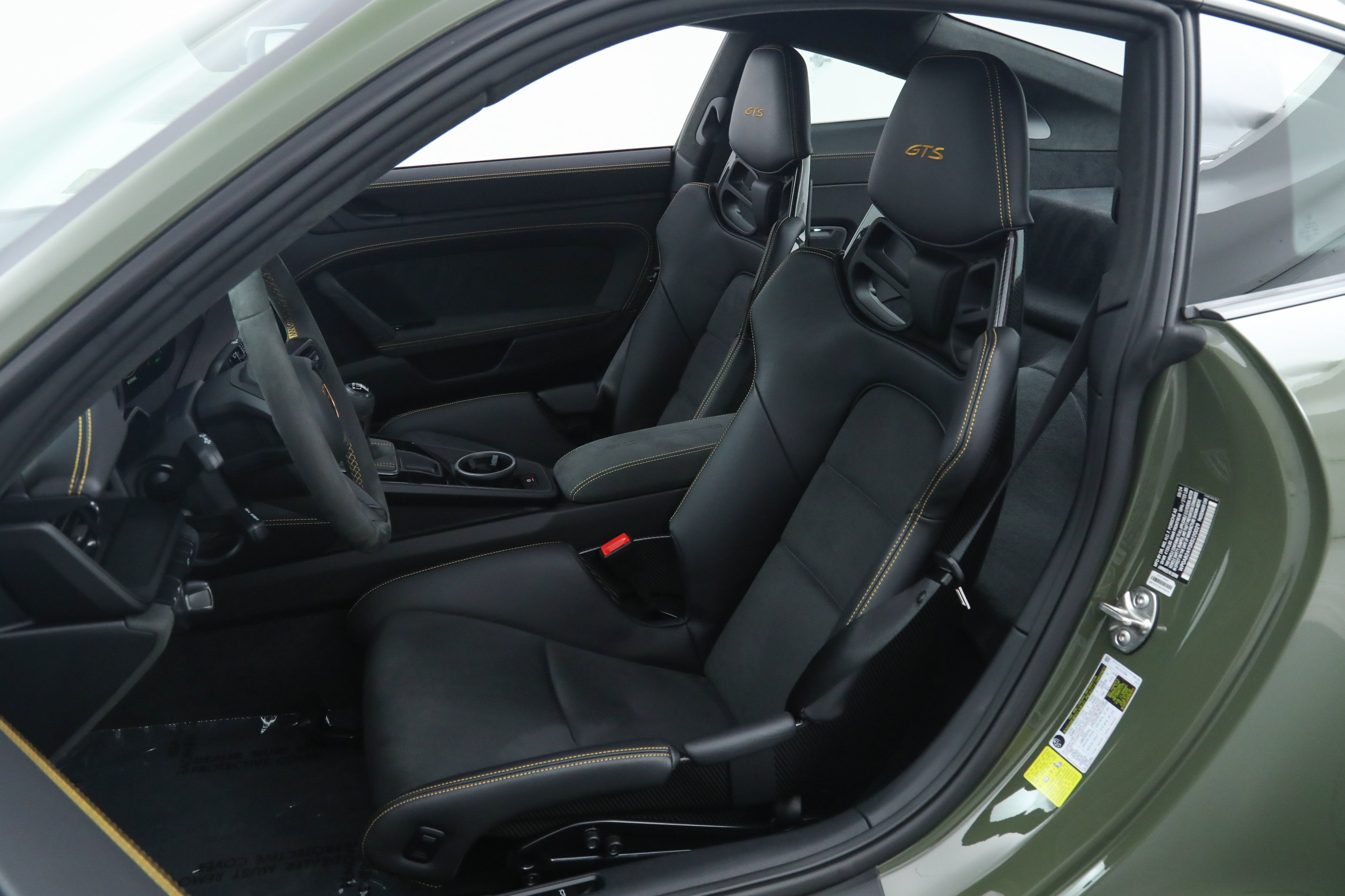 Used 2024 Porsche 911 GTS Coupe image 22