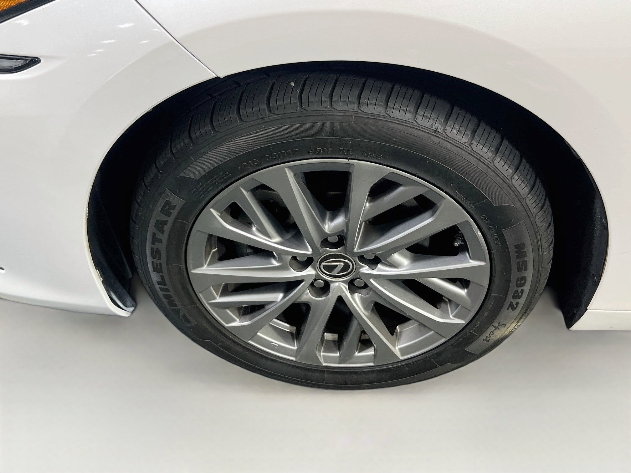 Used 2022 Lexus ES 350 w/ Accessory Package FWD image 28