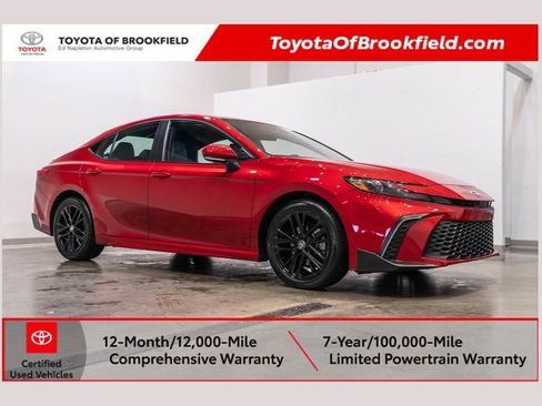 Certified 2026 Toyota Camry SE FWD image 1