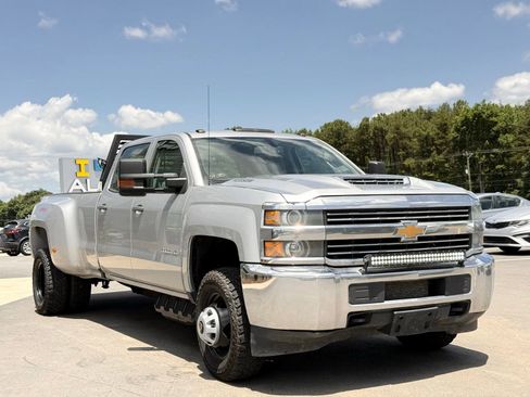 Used 2017 Chevrolet Silverado 3500 W/T w/ WT Fleet Convenience Package AWD/4WD image 8
