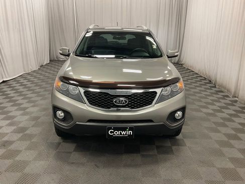 Used 2013 Kia Sorento EX AWD/4WD image 2