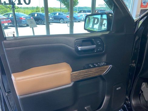 Used 2019 Chevrolet Silverado 1500 High Country AWD/4WD image 12