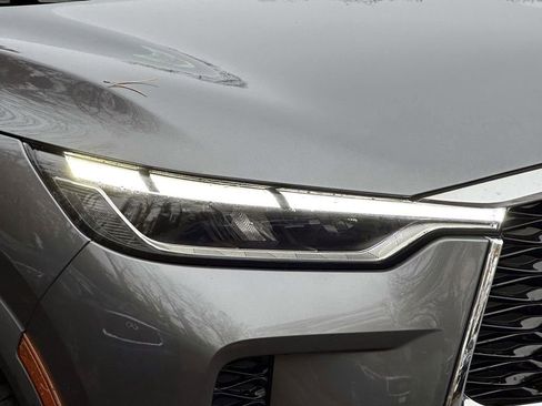 Used 2024 INFINITI QX60 Pure image 10