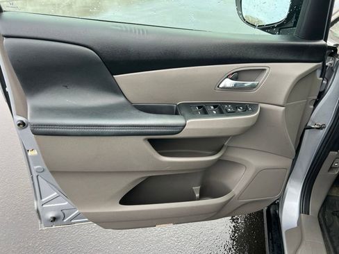 Used 2016 Honda Odyssey EX-L image 12