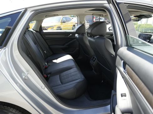 Used 2021 Honda Accord EX-L image 35
