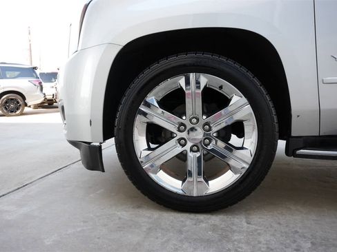 Used 2020 GMC Yukon SLT w/ Premium Edition image 26