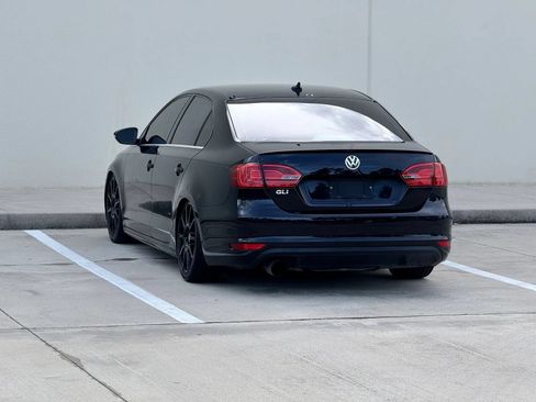 Used 2012 Volkswagen Jetta GLI Autobahn FWD image 5