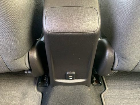 Used 2017 Chevrolet Cruze LT w/ Convenience Package image 11