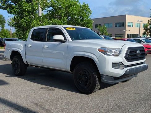 Used 2020 Toyota Tacoma SR w/ SR Convenience Package RWD image 3