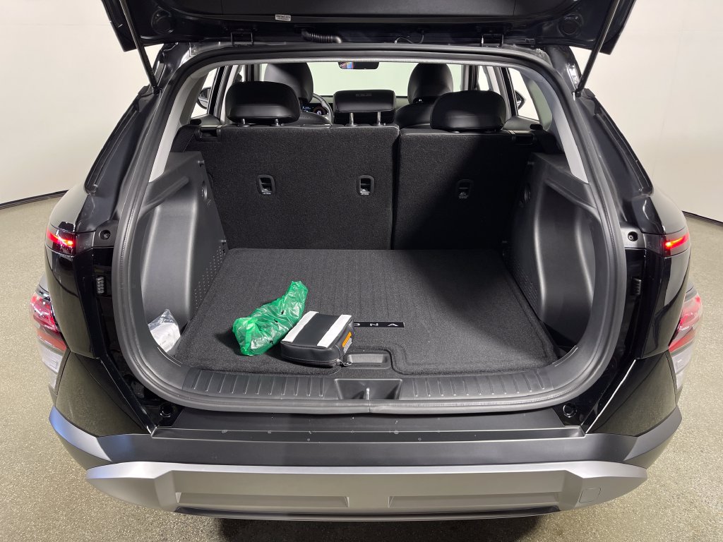 New 2026 Hyundai Kona SEL Premium FWD image 10