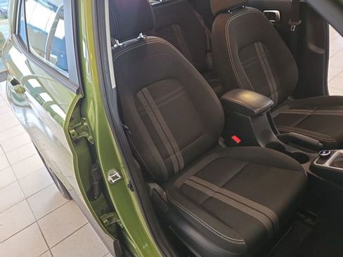 Used 2022 Hyundai Venue SEL FWD image 24