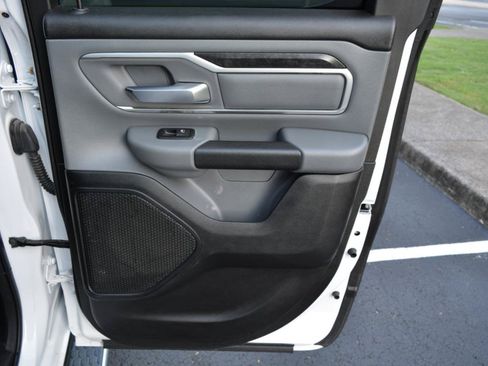 Used 2022 RAM 1500 Big Horn RWD image 17