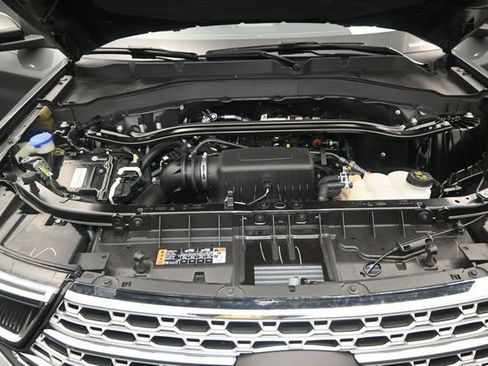 Used 2022 Ford Explorer Limited w/ Equipment Group 301A RWD image 20