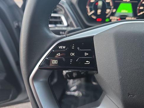 Used 2023 Audi Q4 e-tron Prestige w/ Black Optic Package image 17