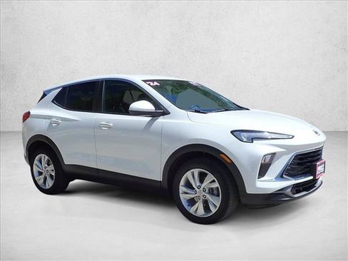 Used 2024 Buick Encore GX Preferred FWD image 6