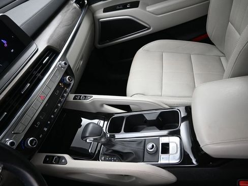 Used 2020 Kia Telluride EX FWD image 19