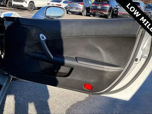 Used 2012 Chevrolet Corvette Coupe w/ Roof Package image 23