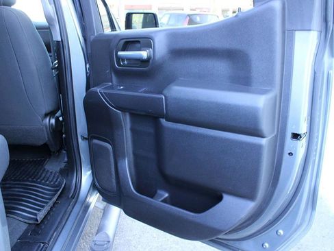 Used 2021 Chevrolet Silverado 1500 Custom image 22