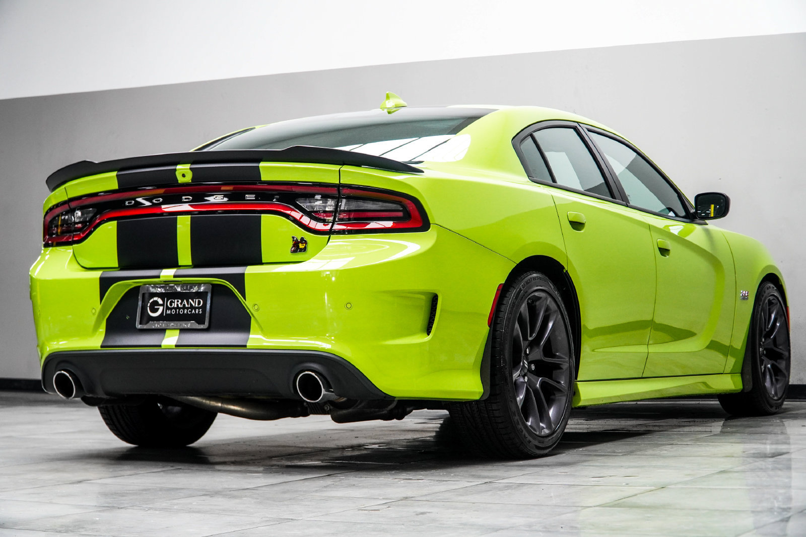 Used 2023 Dodge Charger Scat Pack w/ Plus Group RWD image 13
