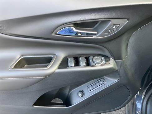 Used 2022 Chevrolet Equinox Premier w/ LPO, Floor Liner Package image 39