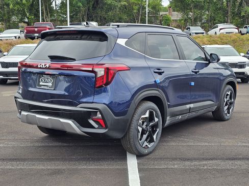 New 2026 Kia Seltos EX FWD image 8