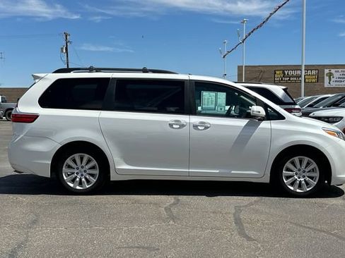 Used 2016 Toyota Sienna Limited FWD image 6
