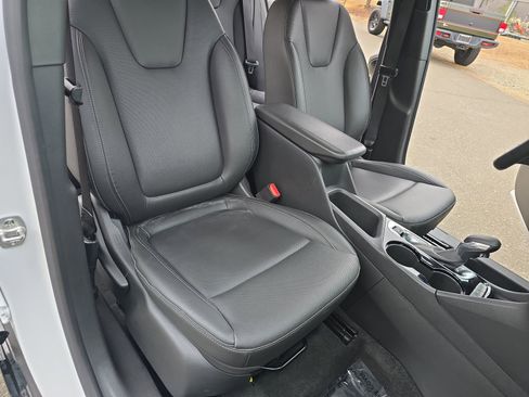 Used 2024 Buick Encore GX Sport Touring image 16