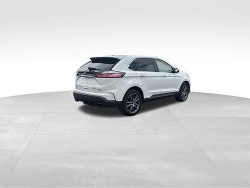 Certified 2020 Ford Edge Titanium image 4